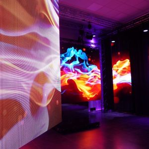roe-visual-showroom-europe-led-screen Led in showrooms